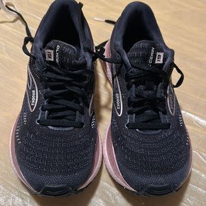 Brooks Glycerin 19 running shoes